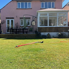 Professional-4-weekly-Window-Cleaning-for-a-detached-house-on-Treetops-Silverbirch-Avenue-Epping 0